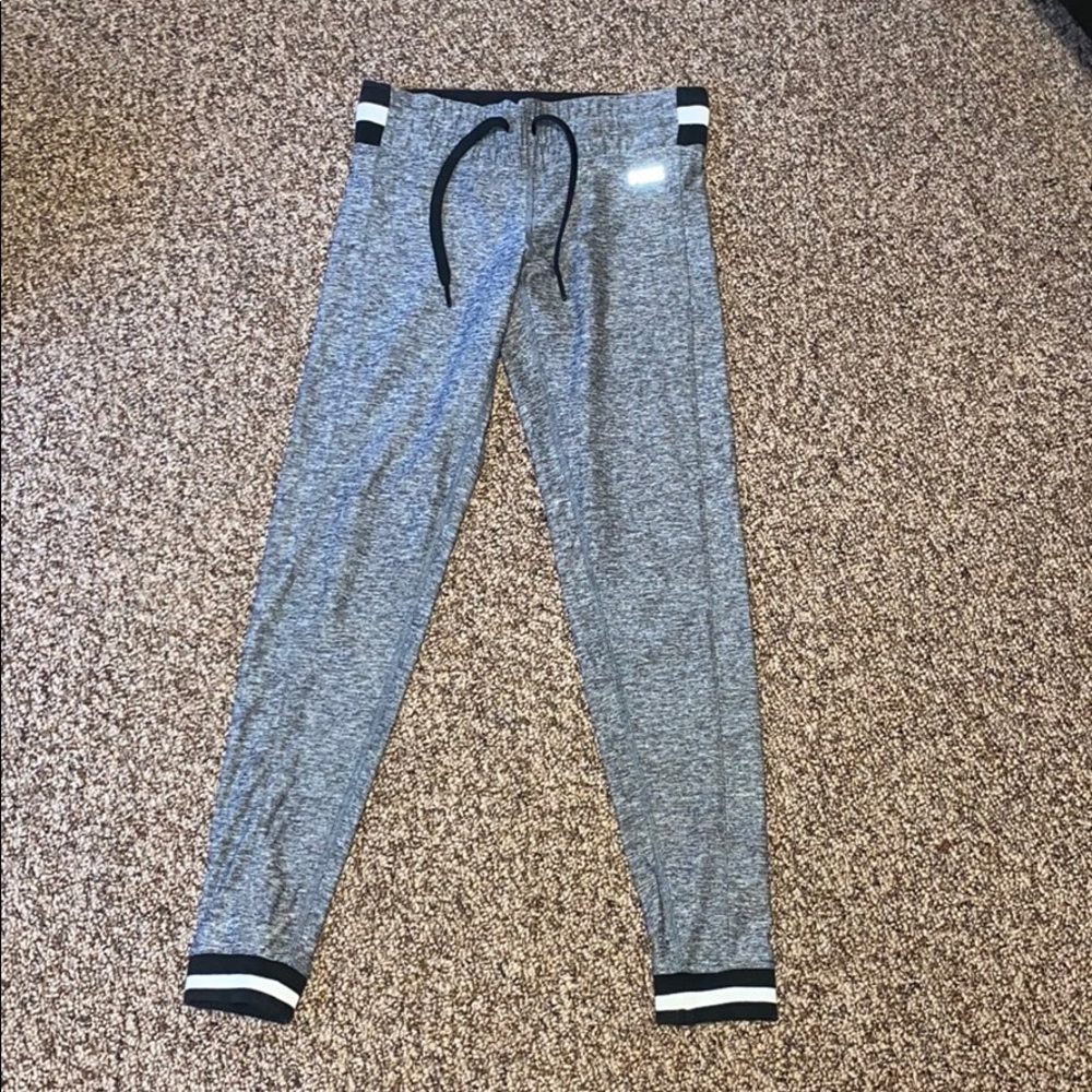 VS PINK Skinny joggers
